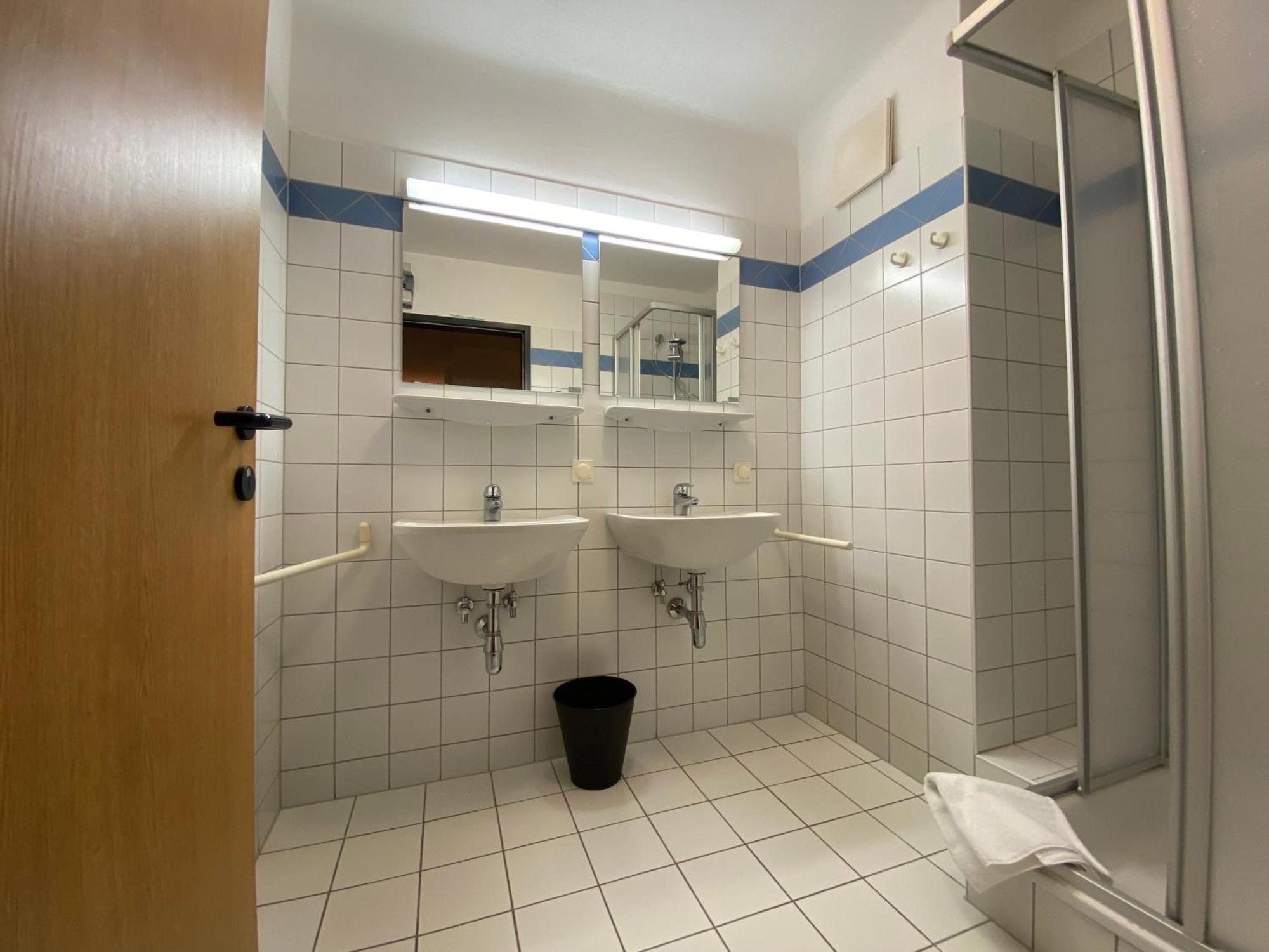 Twenty Seven City Hotel Zell am See Exterior foto
